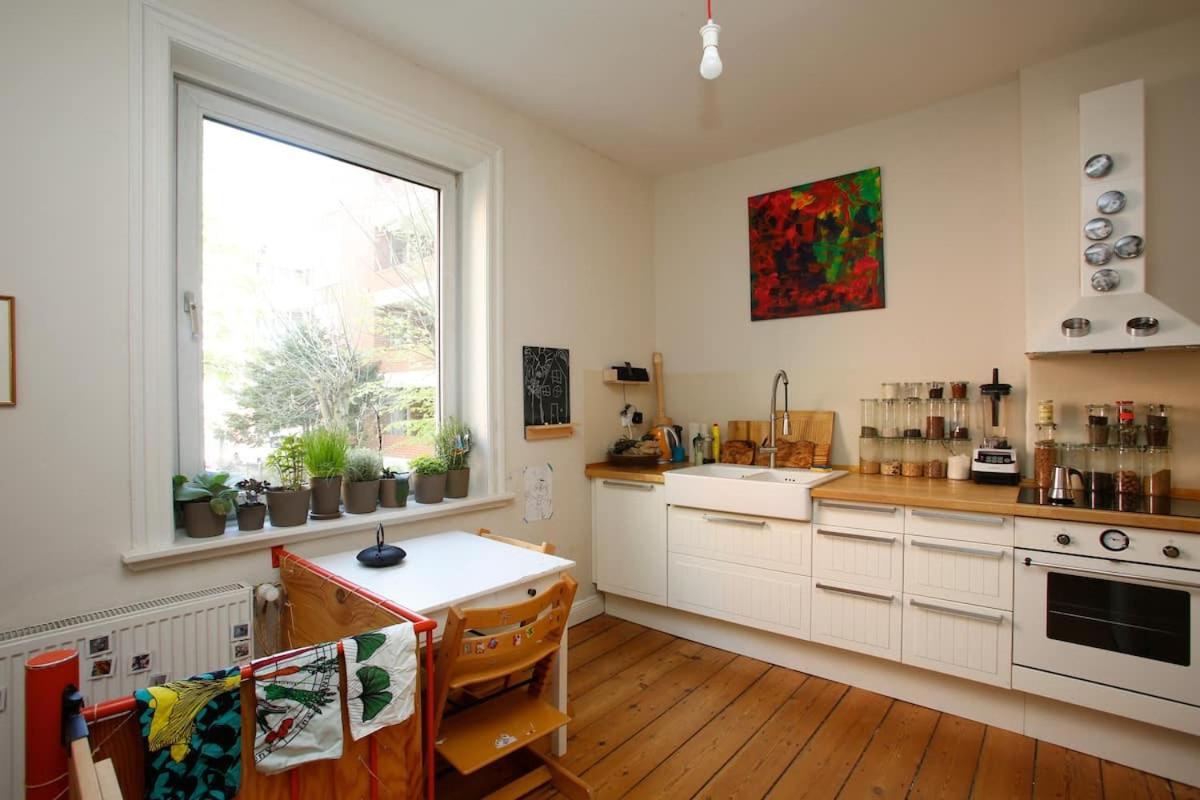 Family Friendly Funhouse Centrally Located In Ottensen Hamburg Exterior photo