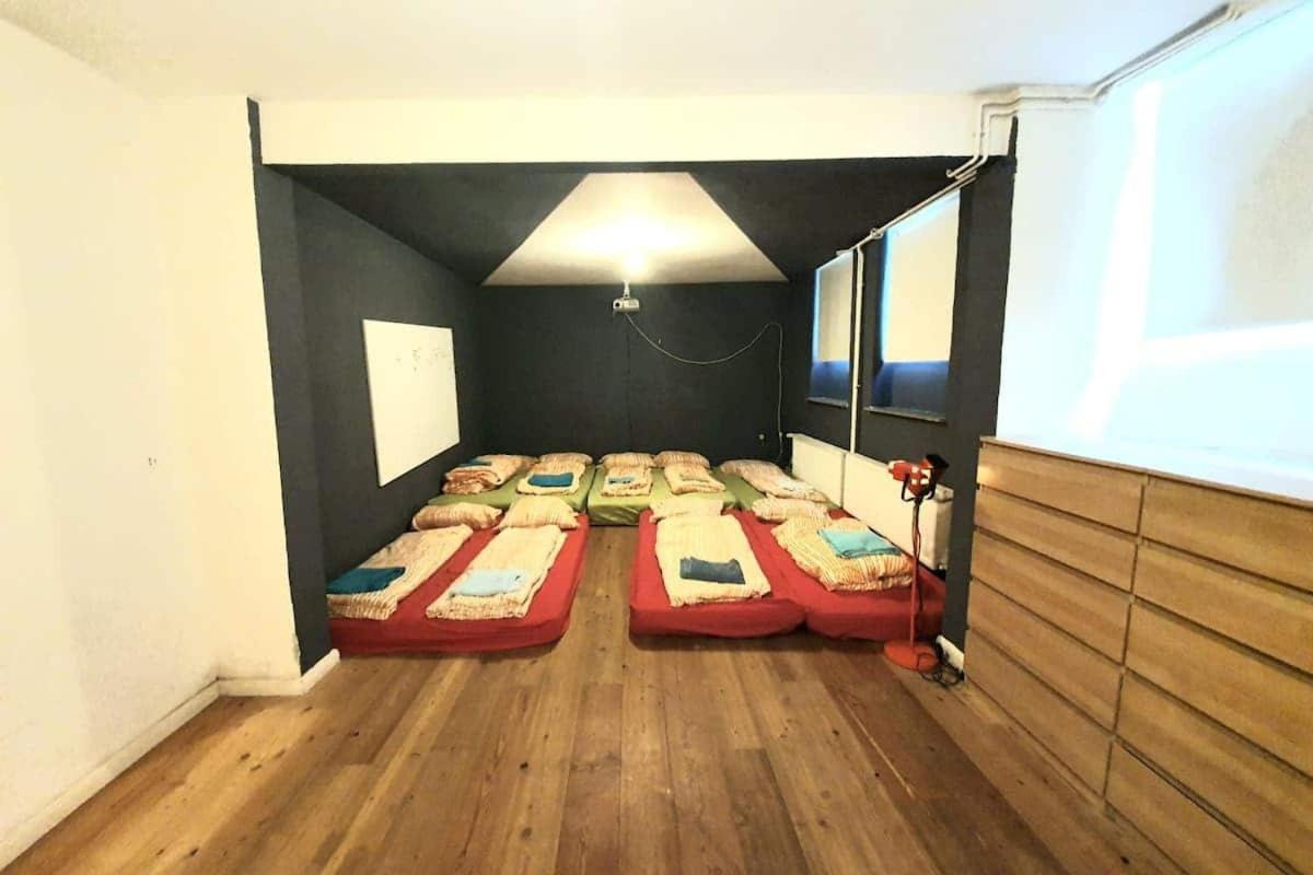 Family Friendly Funhouse Centrally Located In Ottensen Hamburg Exterior photo
